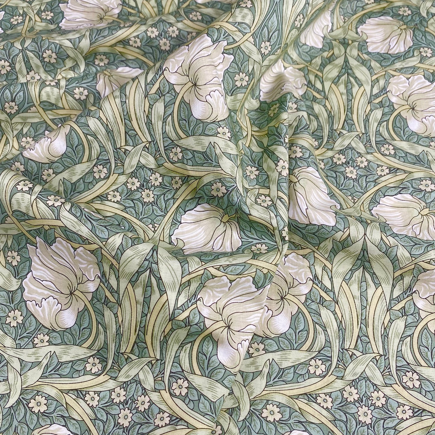 William Morris Pima Cotton Lawn | Sage Pimpernel