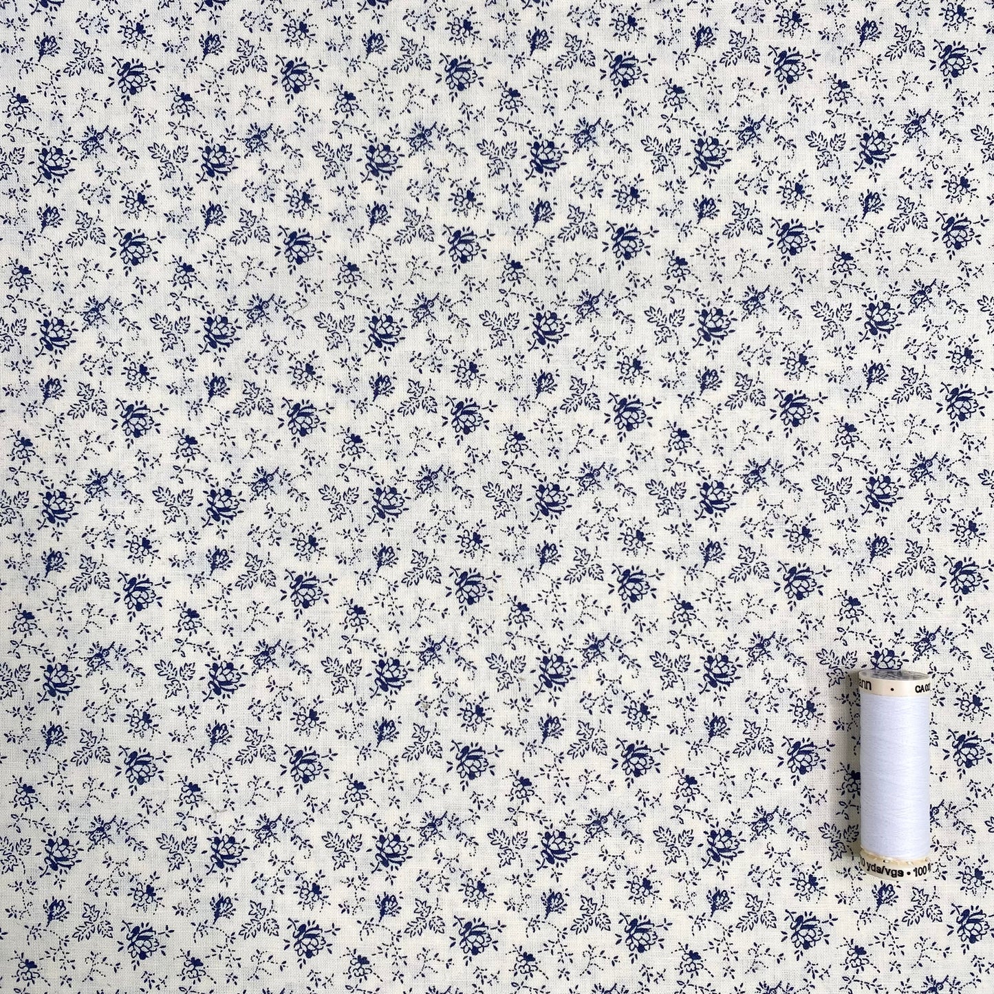 Ex-Designer Ditsy Floral Cotton Linen | Navy & Ivory